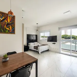 Apartamento Phd1 Apartamento Super Espacoso E Aconchegante Em Condominio Completo, São Paulo